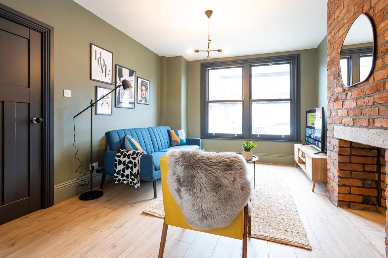 Stunning Scandi 3 Bed House In Manchester-Parking Villa Екстериор снимка