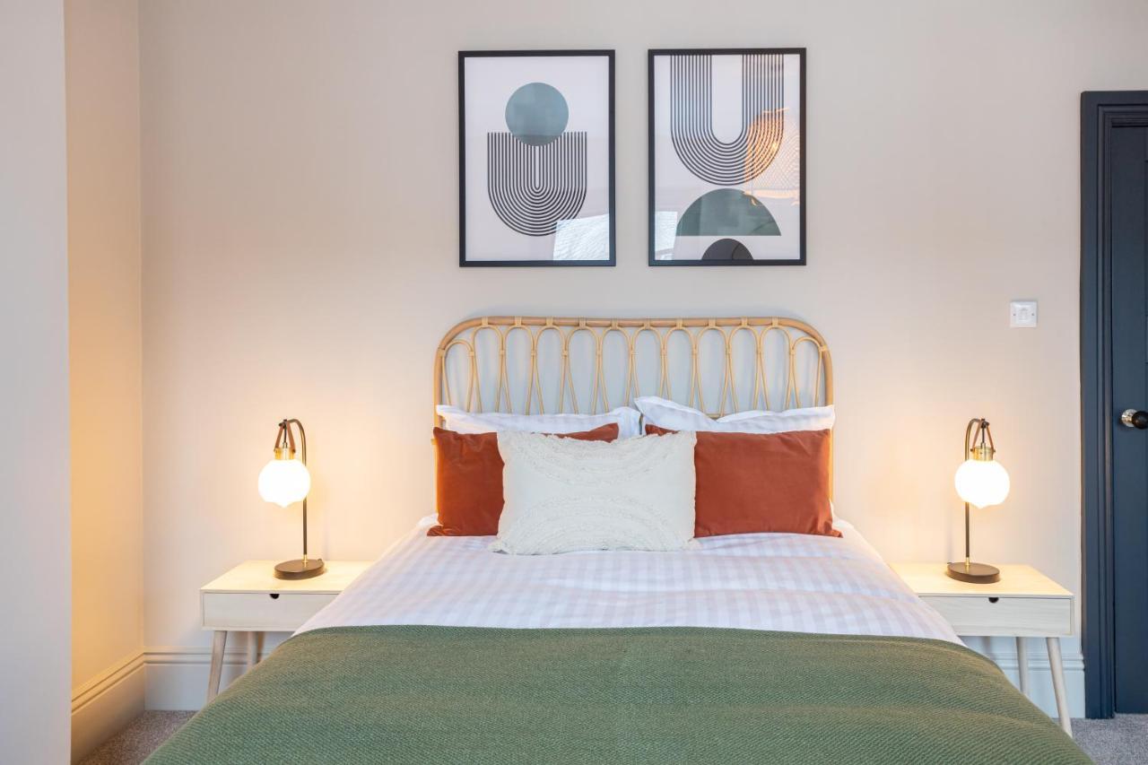 Stunning Scandi 3 Bed House In Manchester-Parking Villa Екстериор снимка